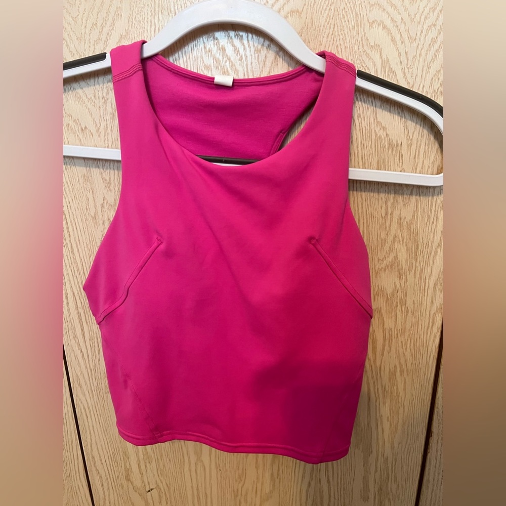 Lululemon crop top